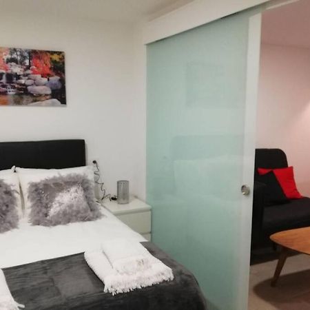 M1 Cool Loft 1 Min Walk To Metro 15 Min Center By Metro Apartment เอสปูเกส เด โยเบรกาต ภายนอก รูปภาพ